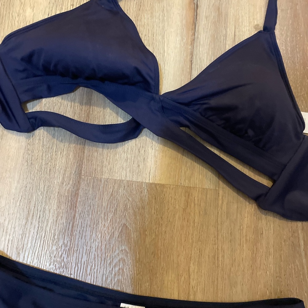 Blue bikini - Picture 2 of 4